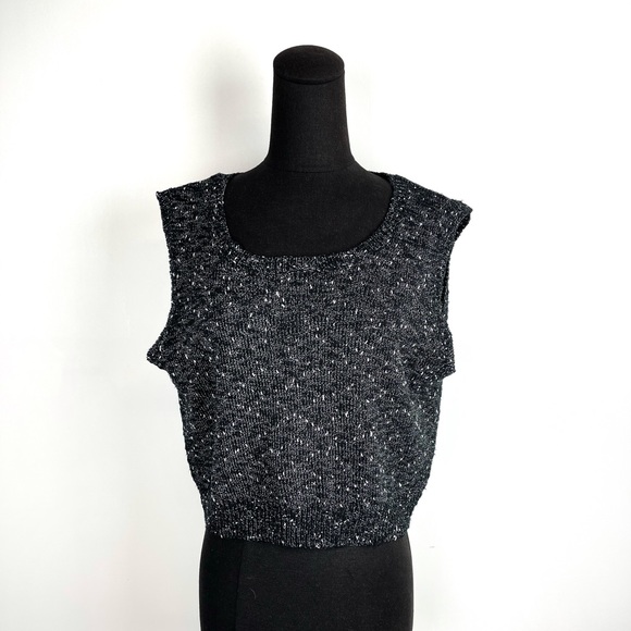 ๐ฏ2/$15๐ฏ KNOT SISTERS Knit Tank Open Back Black - Picture 6 of 9